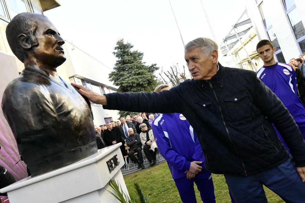 Felavatták Bene Ferenc szobrát