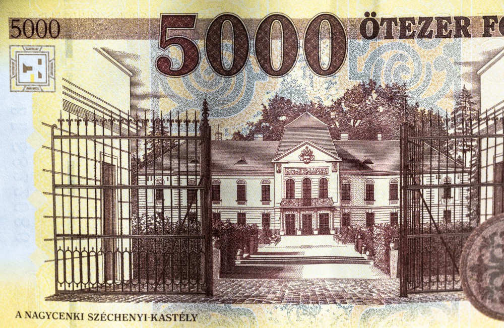 Nagyot nőttek a bérek szeptemberben