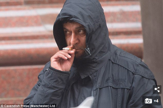 A “kulturális normákra” hivatkozott a pakisztáni orvos