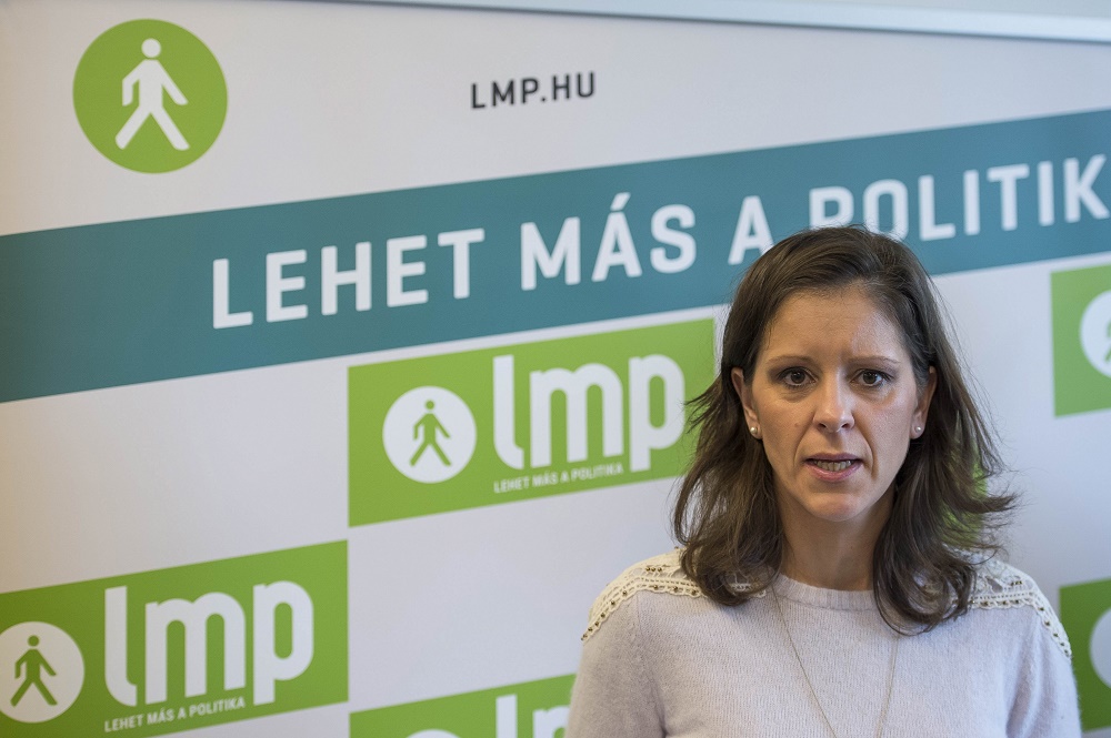 Szél Bernadett ismét egy Soros-listással találkozott