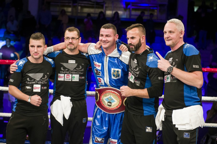 Szellő megvédte interkontinentális bajnoki övét