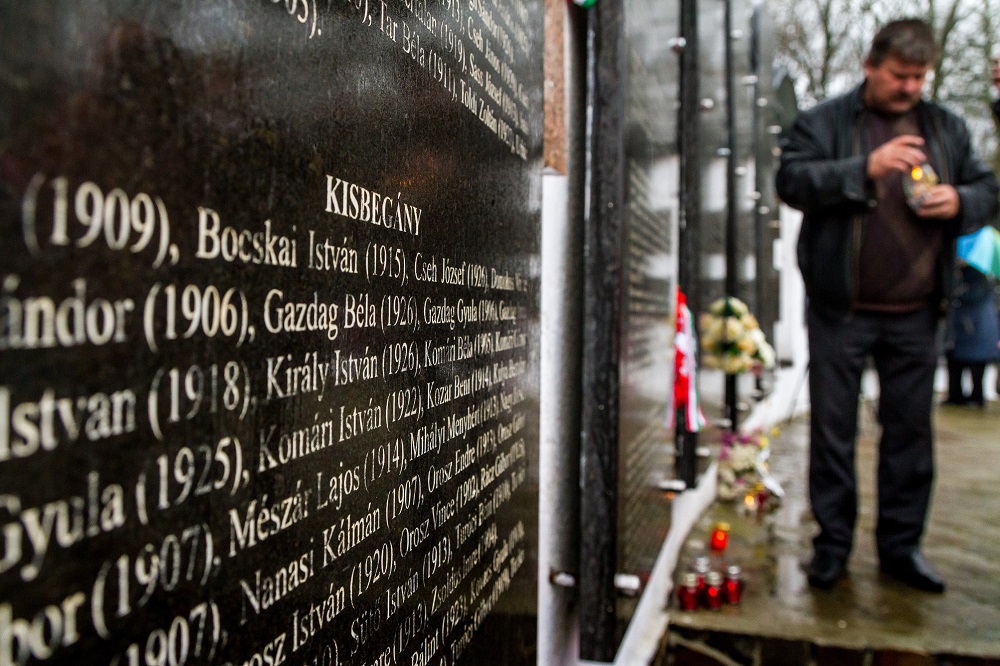 Az elhurcoltakra emlékeztek