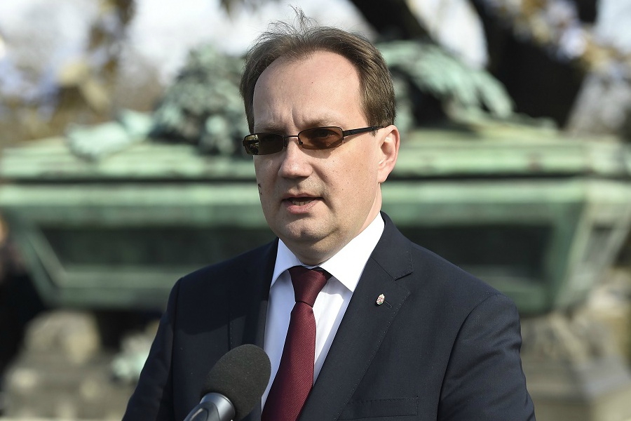 Ne adjanak lakhelyet a Soros-kampányközpontnak!