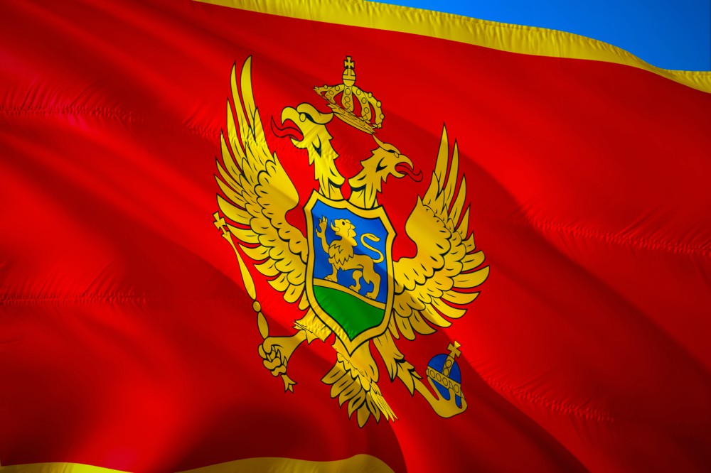 Önálló nyelvvé nyilvánították a montenegróit