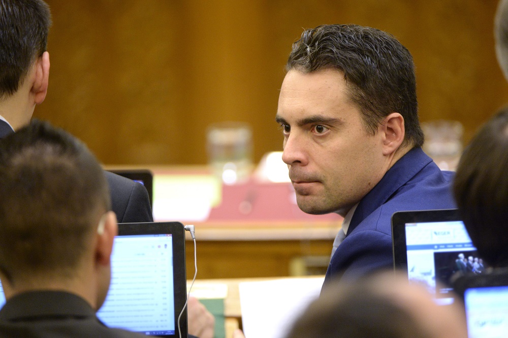 Vona Gábor demonstrációt hirdetett