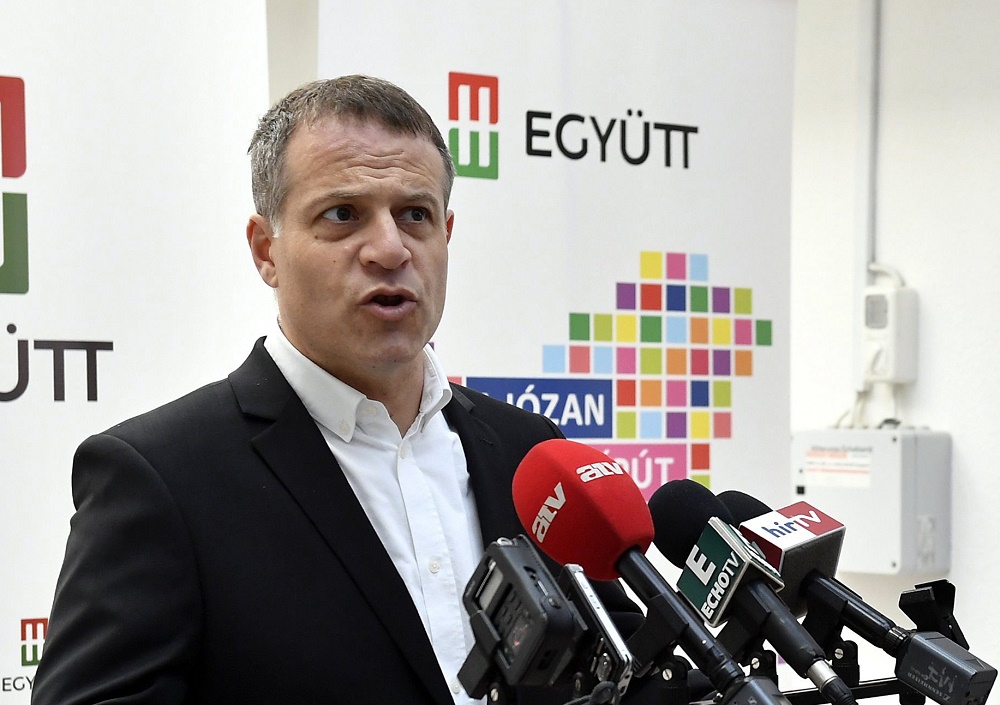 Visszalépnek az LMP javára