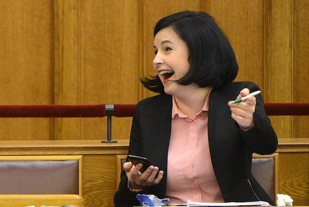 A szocik „baloldalibb” gazdaságélénkítő csomagra vágynak