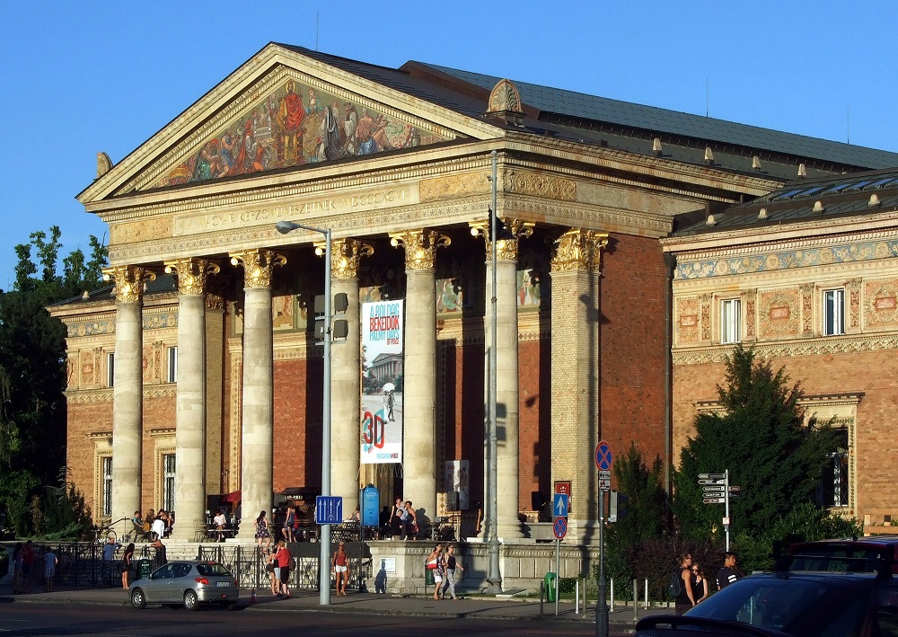 Nő a könyvtárak és a múzeumok látogatottsága