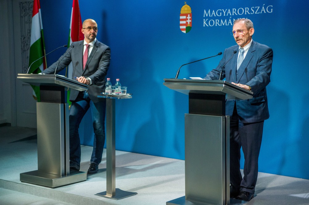 „Stop Soros” törvénycsomagot készített a kormány