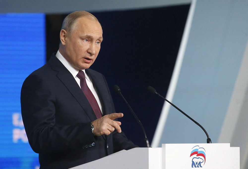 Elfogadták az új fegyverkezési programot