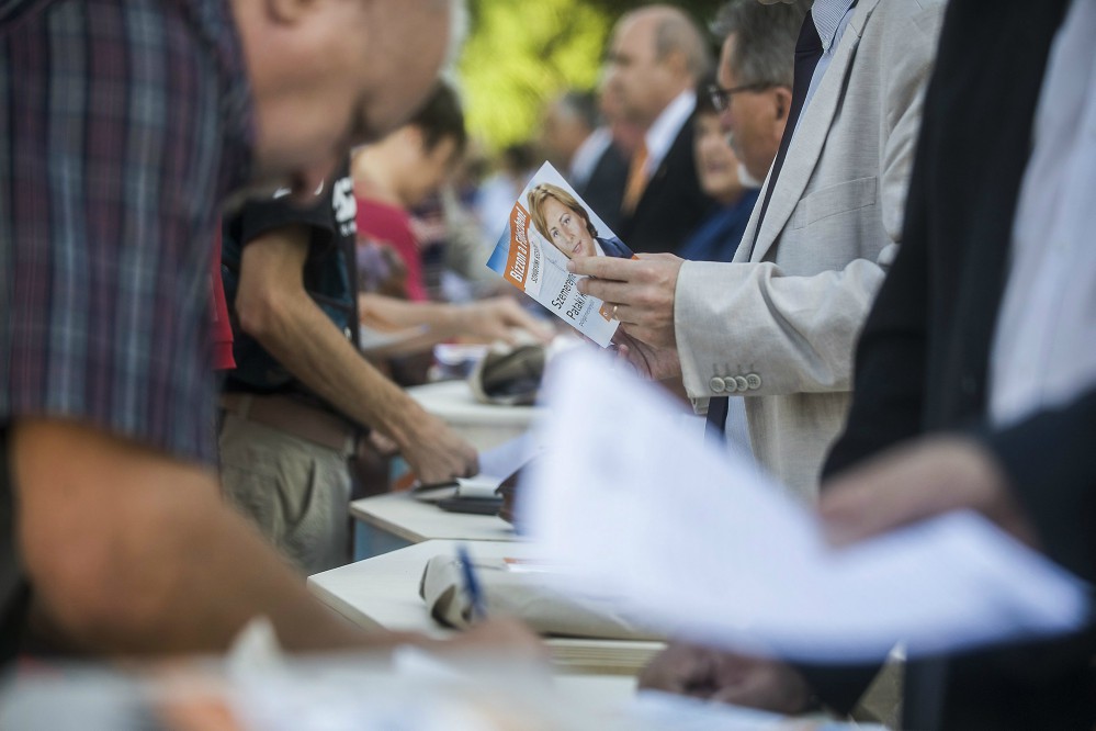 Négy éve 38 ezer ajánlóívet nem vittek vissza