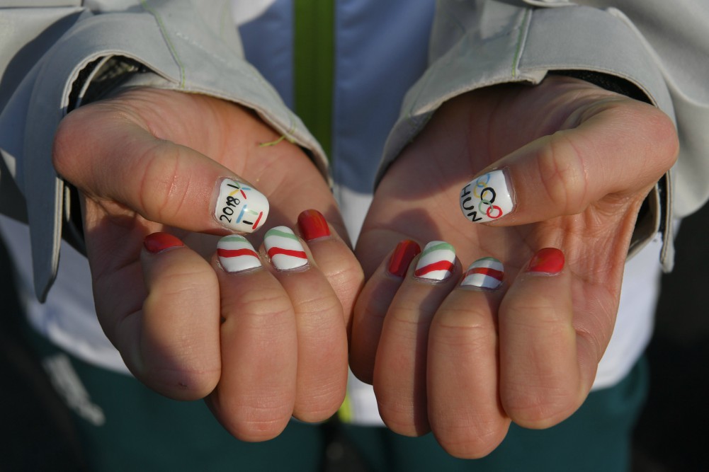 Felvonták a magyar lobogót az olimpiai faluban