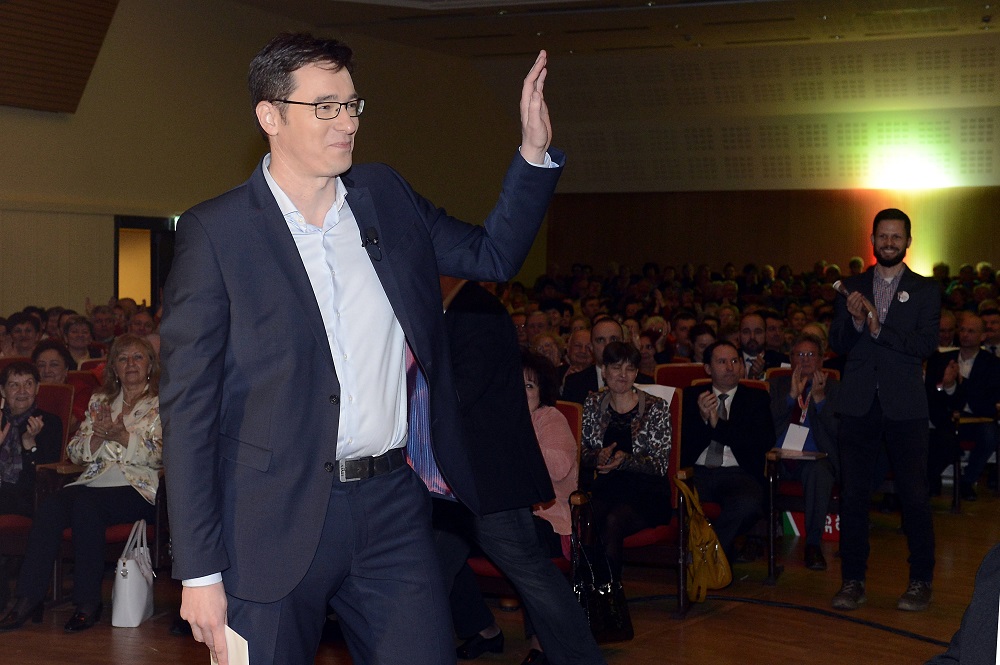 Karácsony a miniszterelnök felelősségét vizsgálná