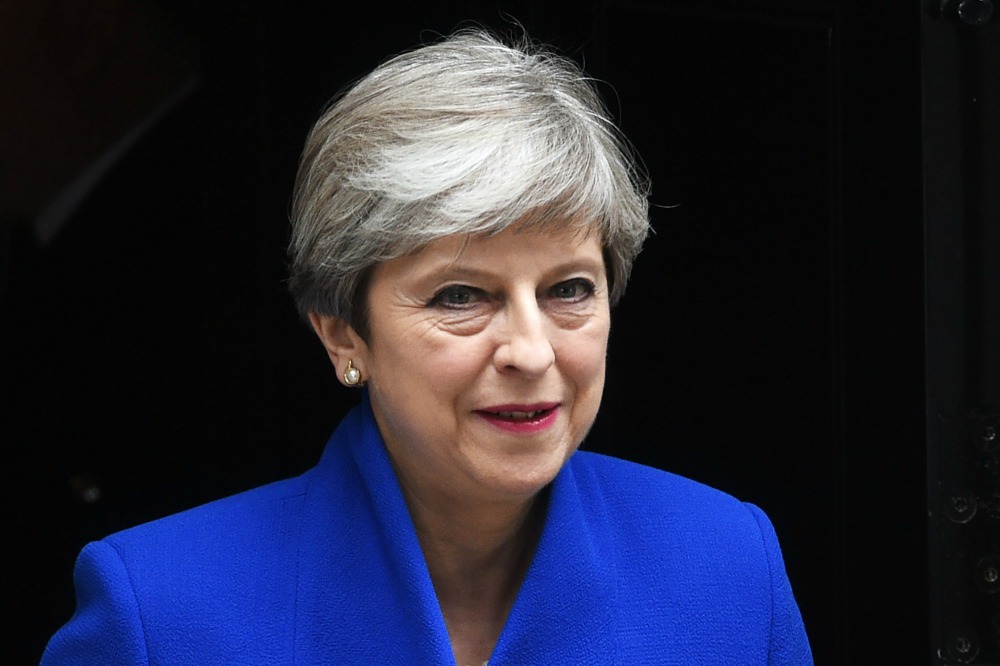 A „titkos Soros-támogatás” kiverte a biztosítékot Maynél