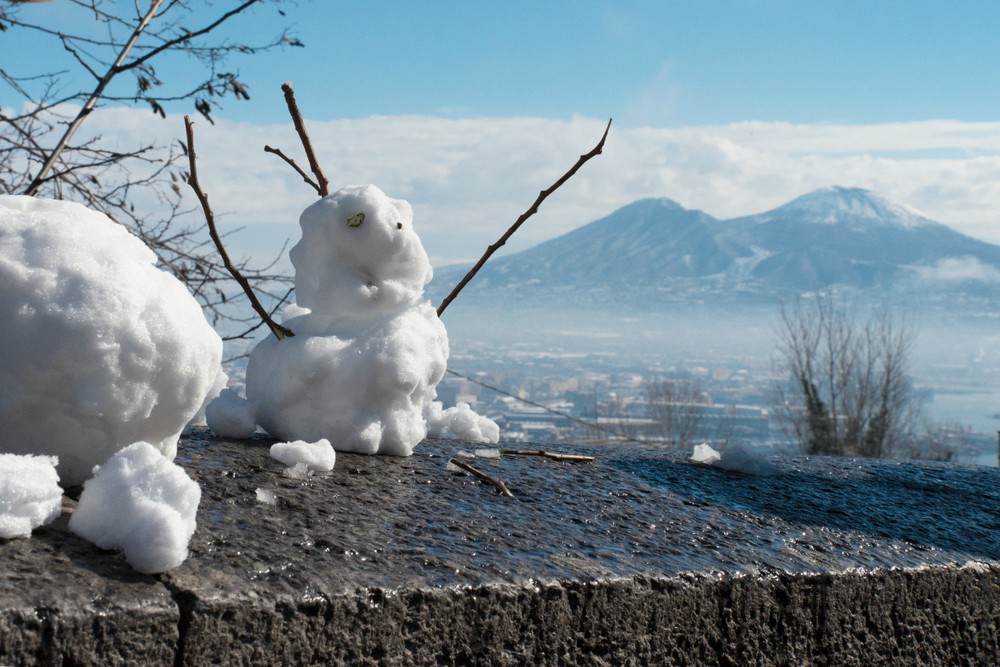 Egy euróért árulják a hógolyókat