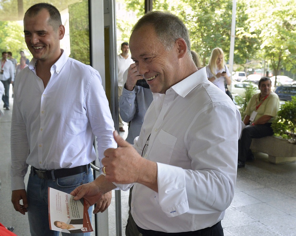 Szanyi újra a hazájára támadt