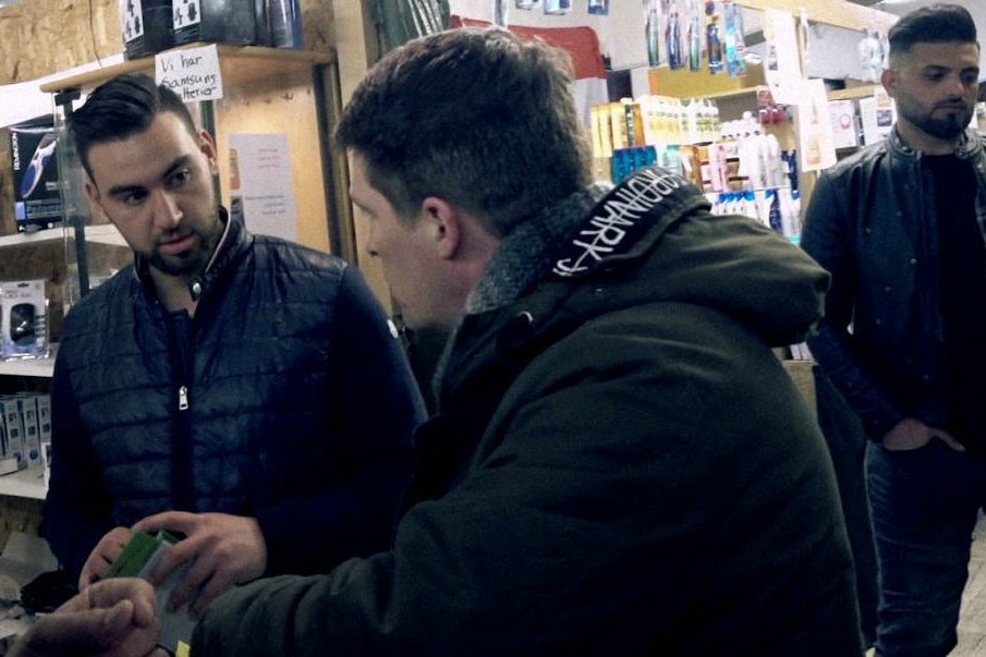 Így vették be a svéd városokat a migránsok