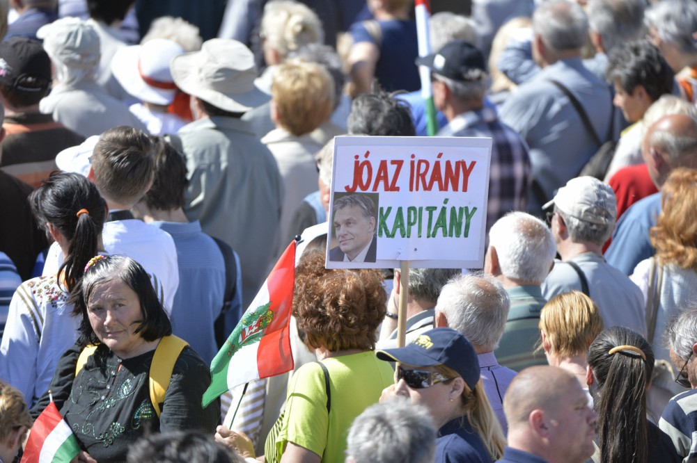 Aktivizálódott a kormánypártok tábora