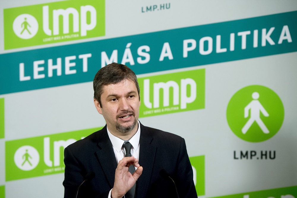 Hadházy nem számít „komoly összeborulásra”