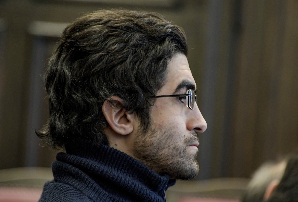 Életfogytig tartó börtönbüntetés a hamburgi késes támadónak