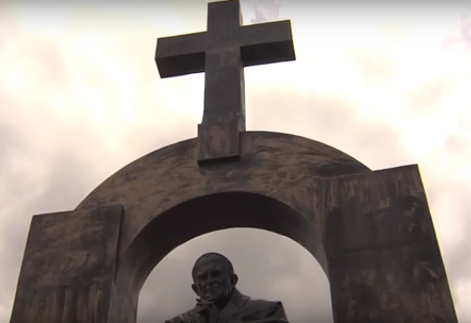 Az egyház megvásárolja a szobrot