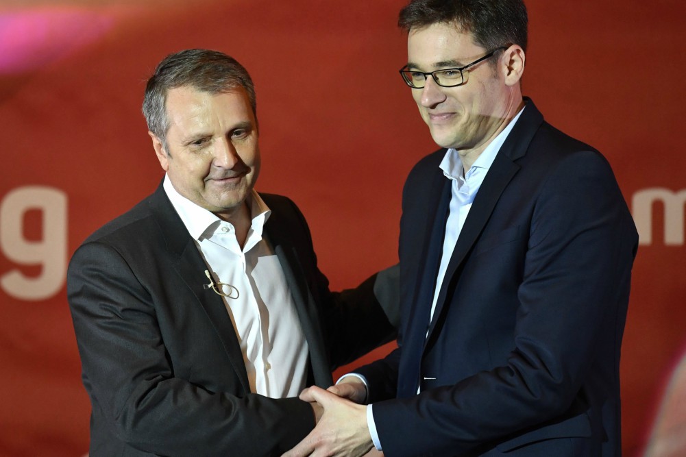 Karácsony: a Orbán veszélyezteti helyünket Európában