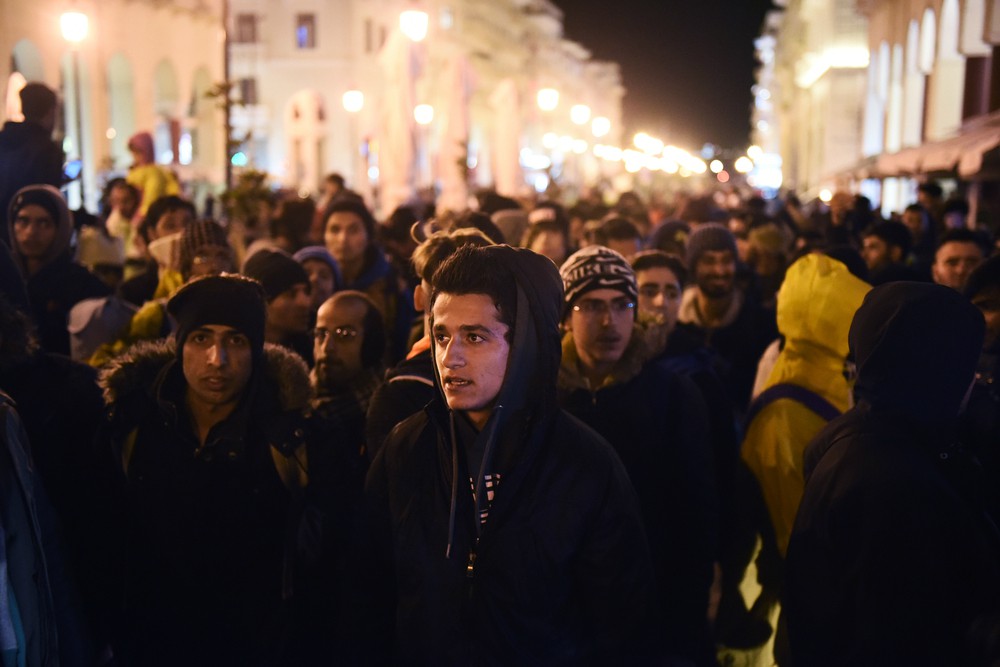 Tudatosan terjeszkednek a migránsok