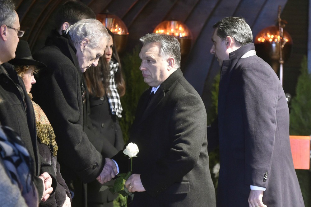 Elbúcsúztak Barsiné Pataky Etelkától