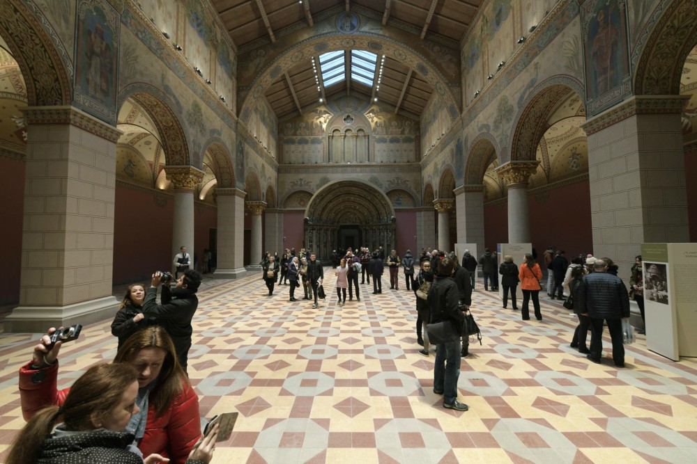 Megnyílt a Román csarnok a Szépművészetiben