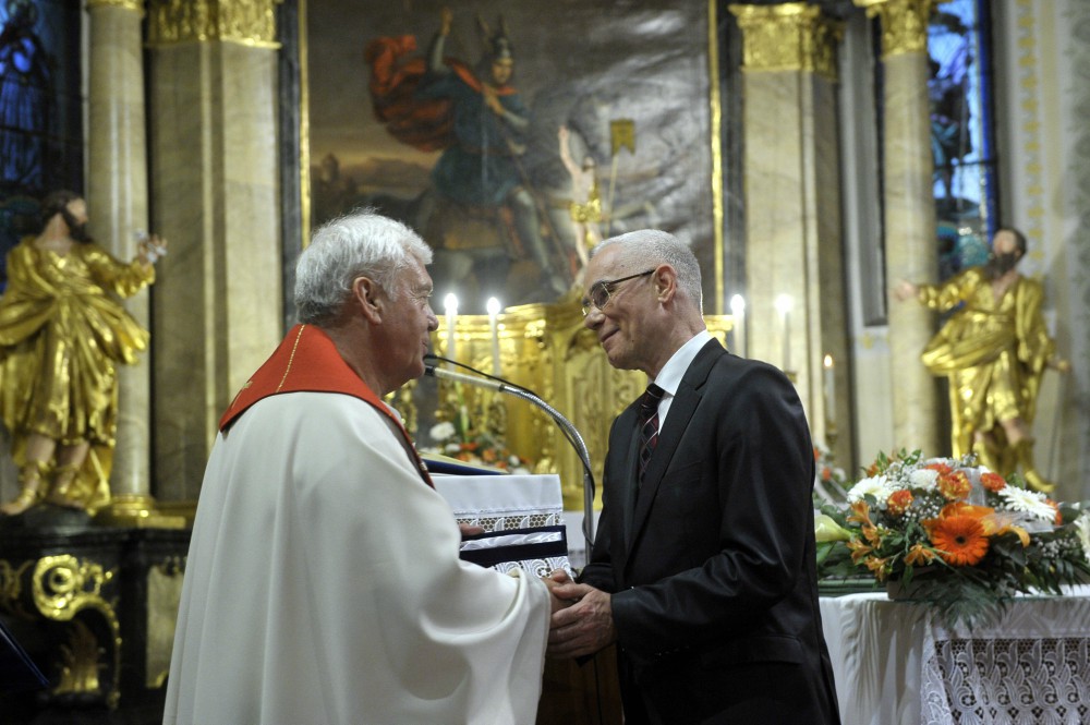 Szent György-díjat kapott Balog Zoltán