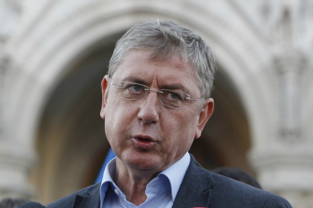 Gyurcsány előrehozná az önkormányzati választást