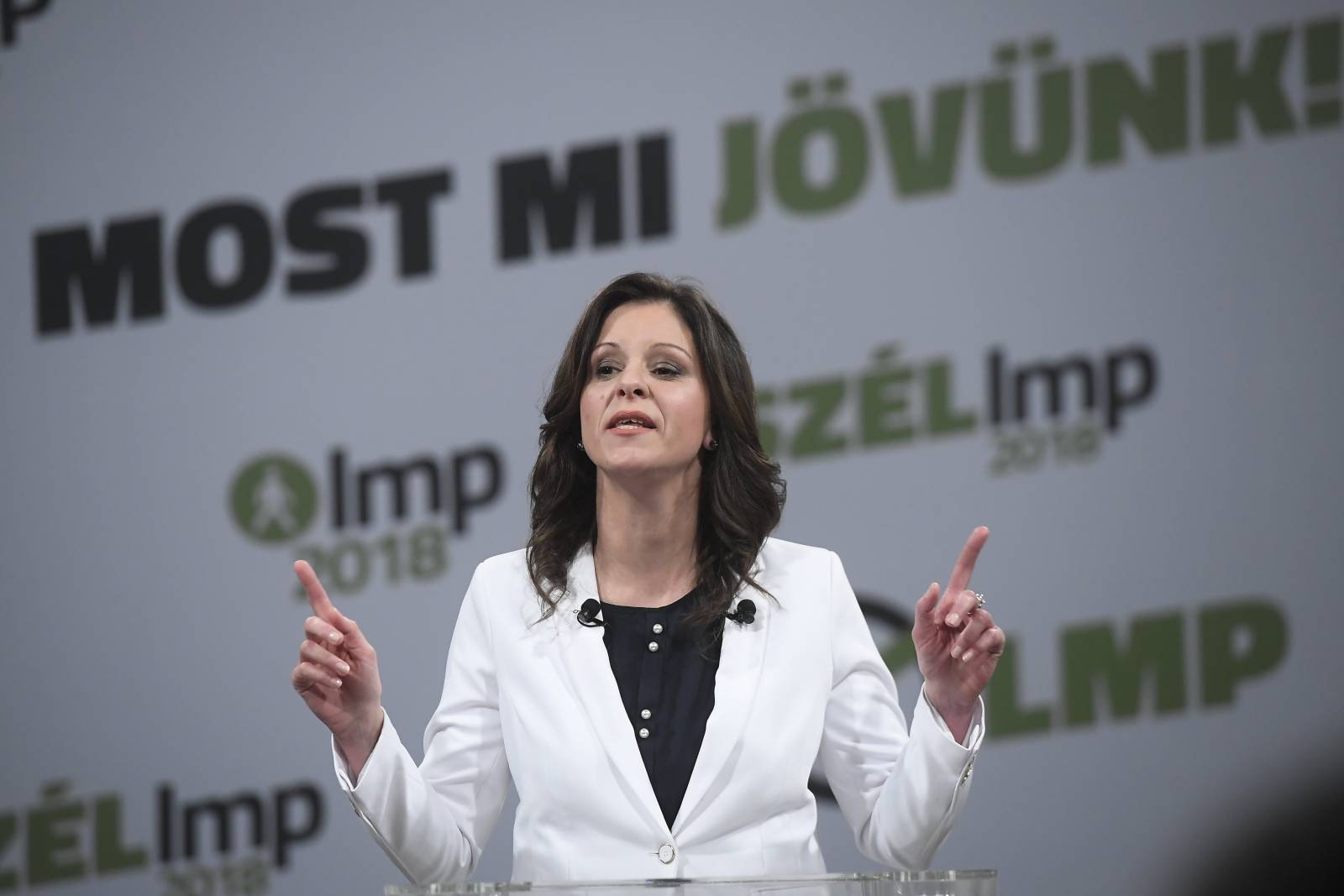 Az LMP egyeztetésre hívja a teljes ellenzéket