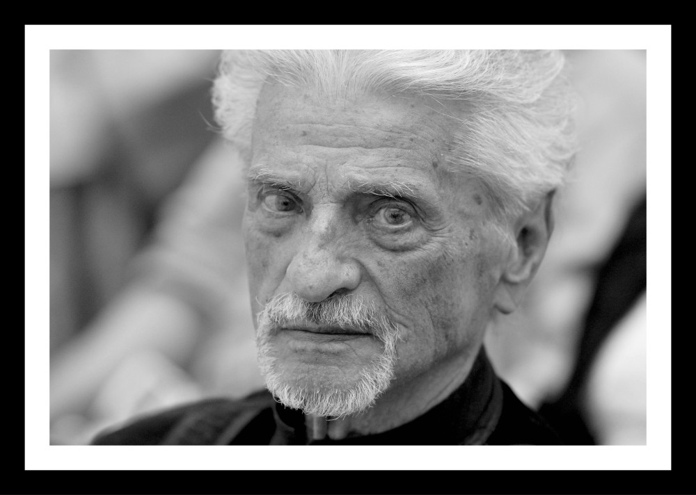 Elhunyt Szervátiusz Tibor