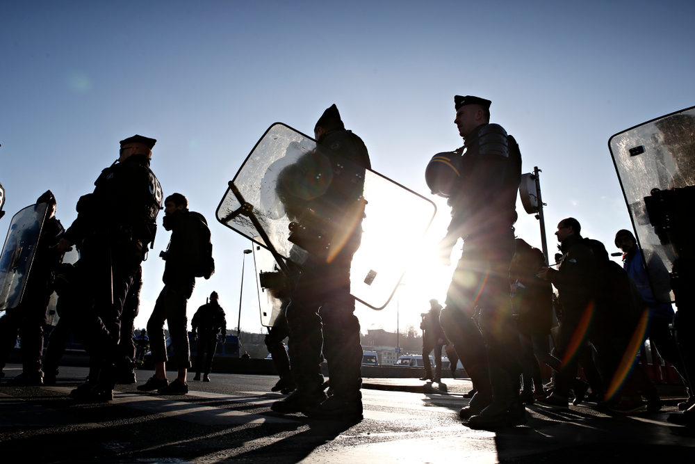 Erőszak és előállítások