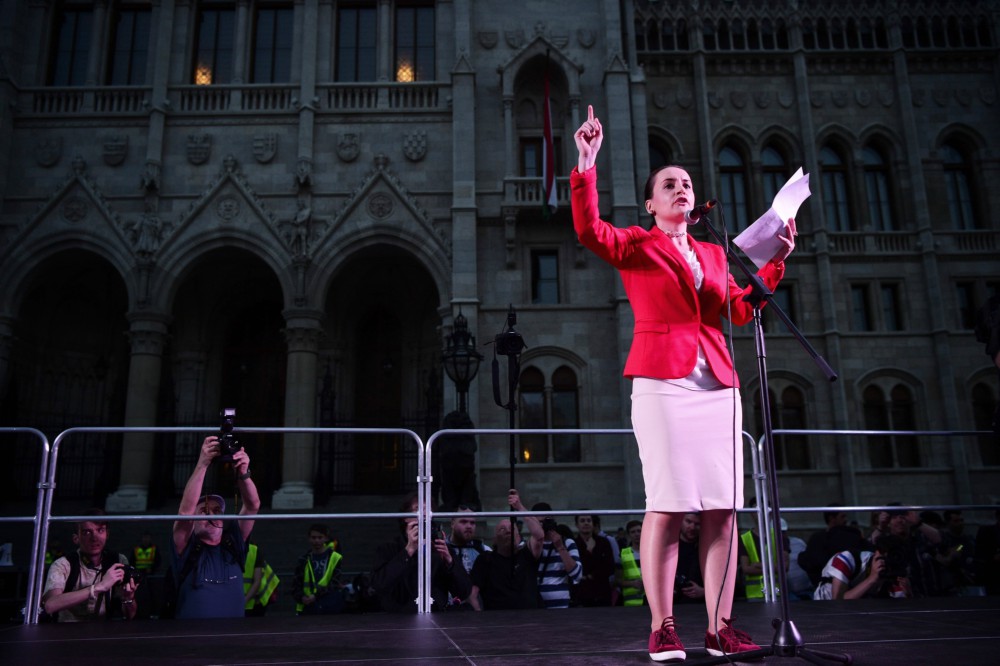 Soros szponzorálta a tüntetést