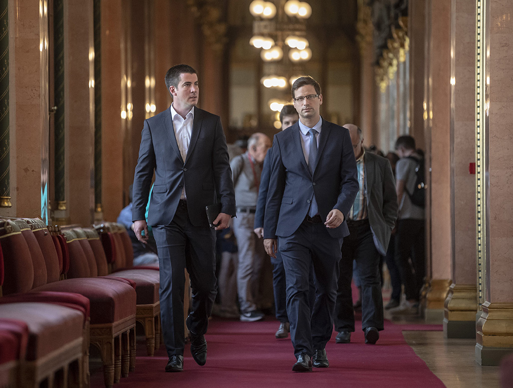 Tűrhetetlenek az ilyen támadások