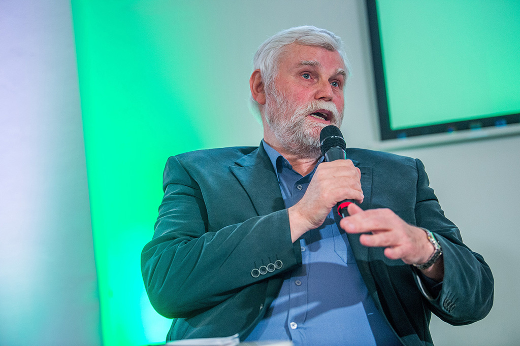 Mellár Tamás beül a Párbeszéd frakciójába