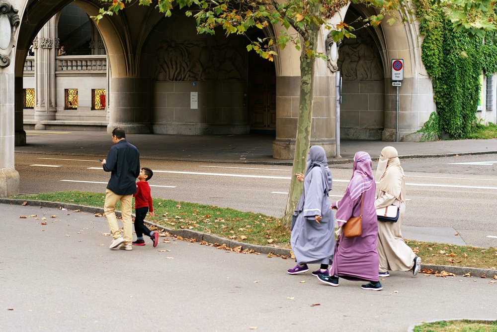 Megosztottak a nyugati társadalmak