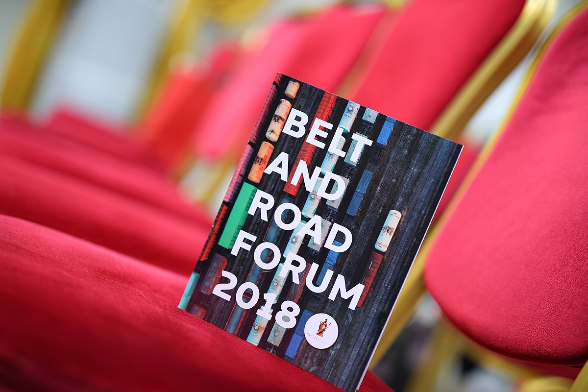 Épül az új Selyemút