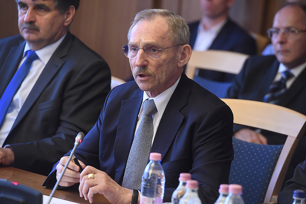 Változatlan célokkal vezetné a Belügyminisztériumot