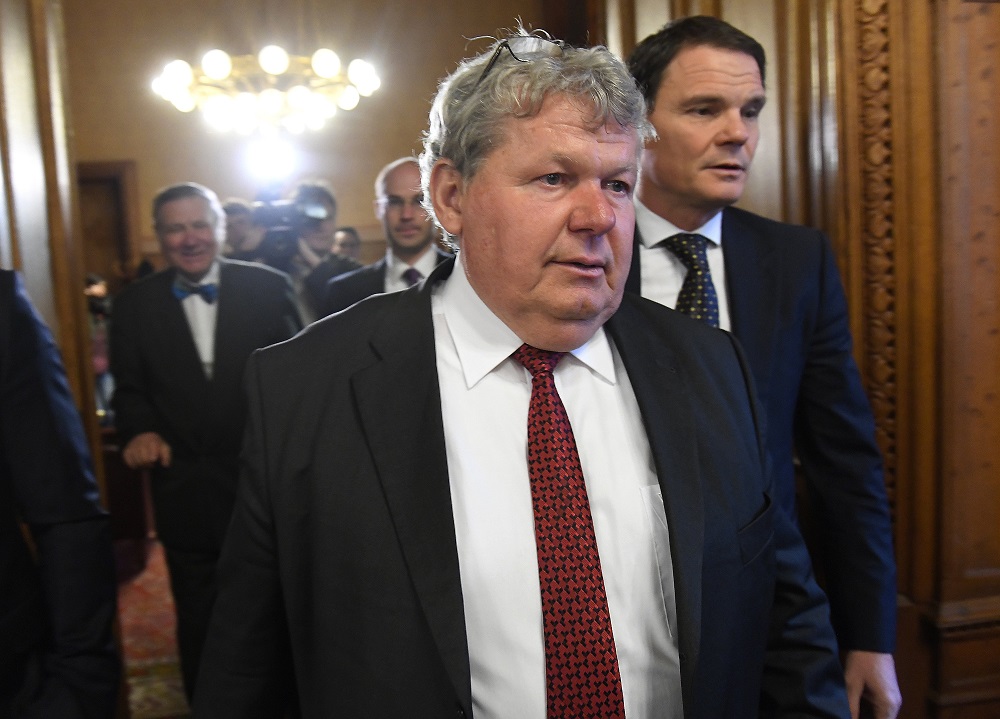 Az új blokkok határidőre elkészülnek