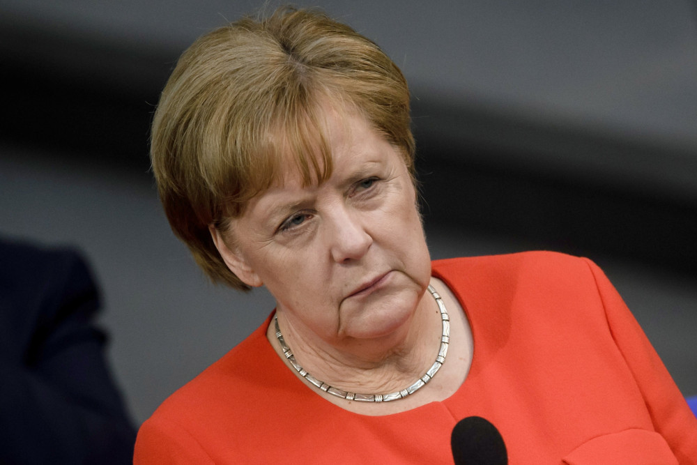 Merkel szolidaritást vár