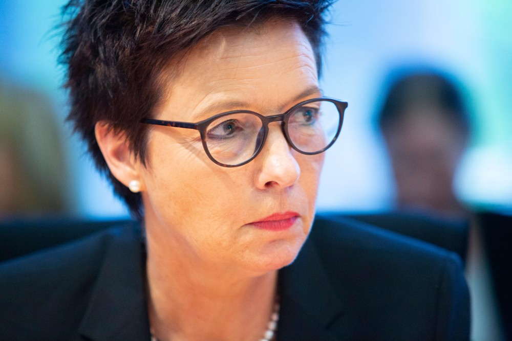 Felmentették a német menekültügyi hatóság vezetőjét