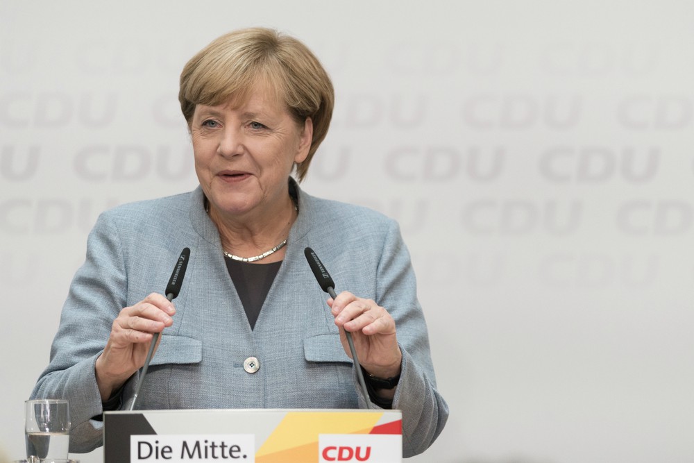 Cseh politikusok bírálják Merkelt