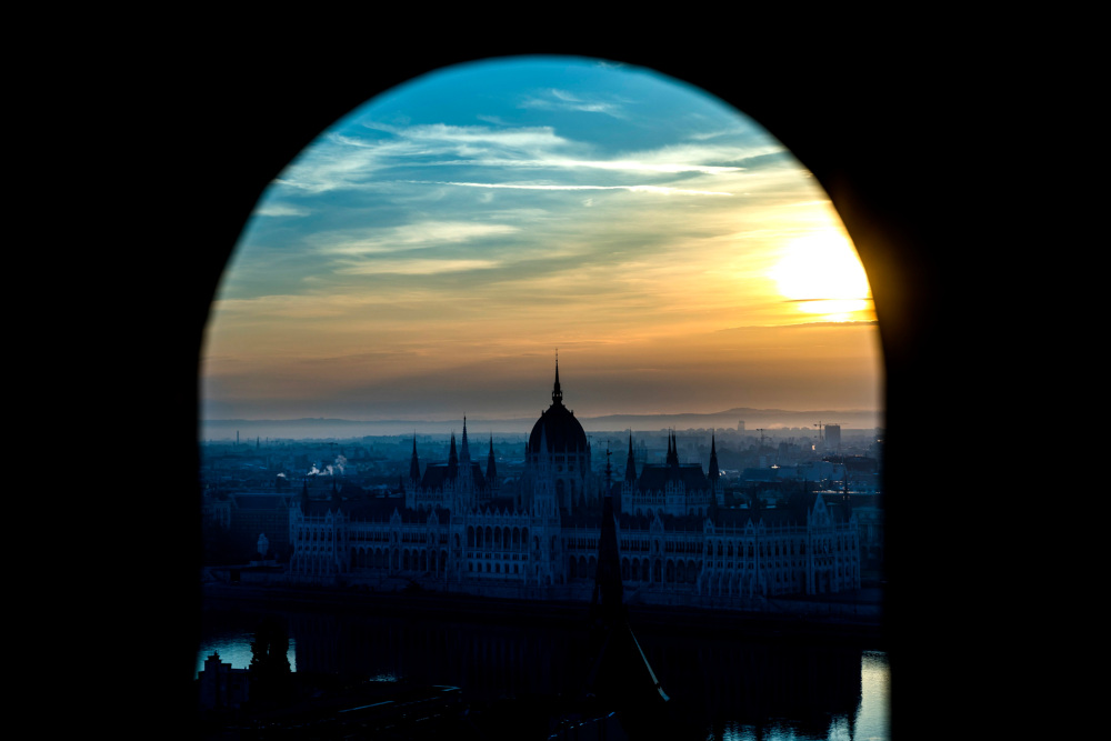 Nemzetközi egyezményeket tárgyal a Tisztelt Ház