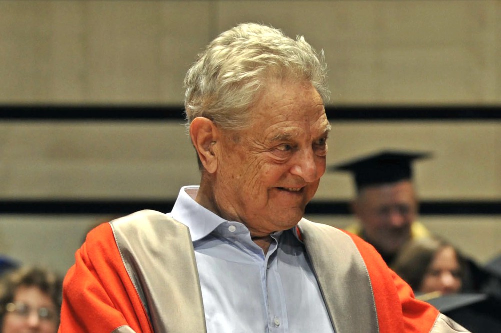 A Soros-alapítvány dróton rángatja az Európai Bizottságot