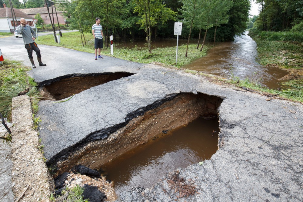 Eddig 350 helyszínen volt szükség beavatkozásra
