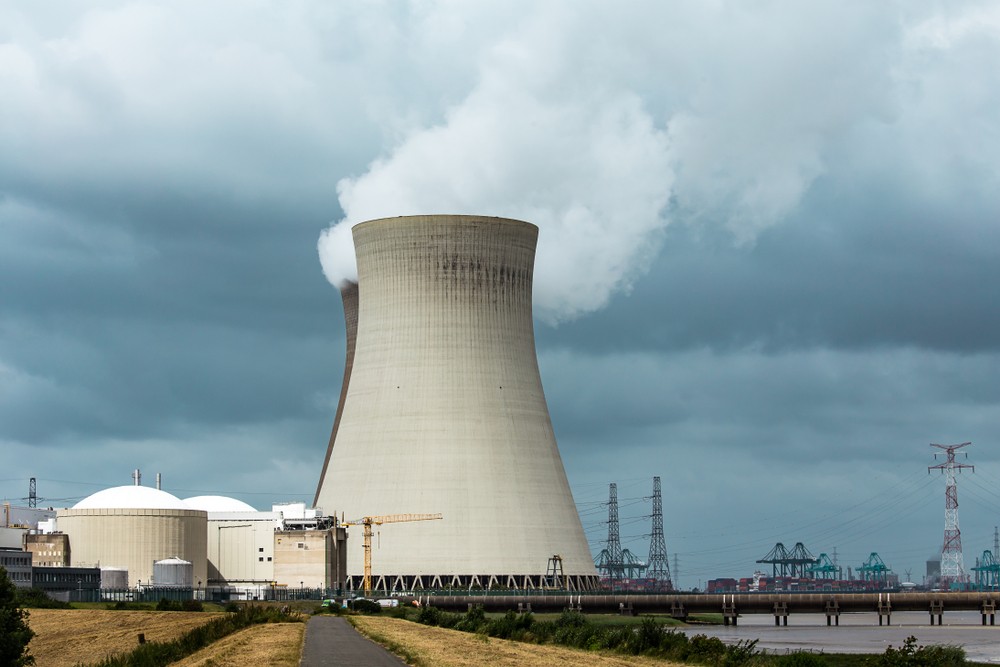 Az Egyesült Királyság támogathatja az atomerőmű építését