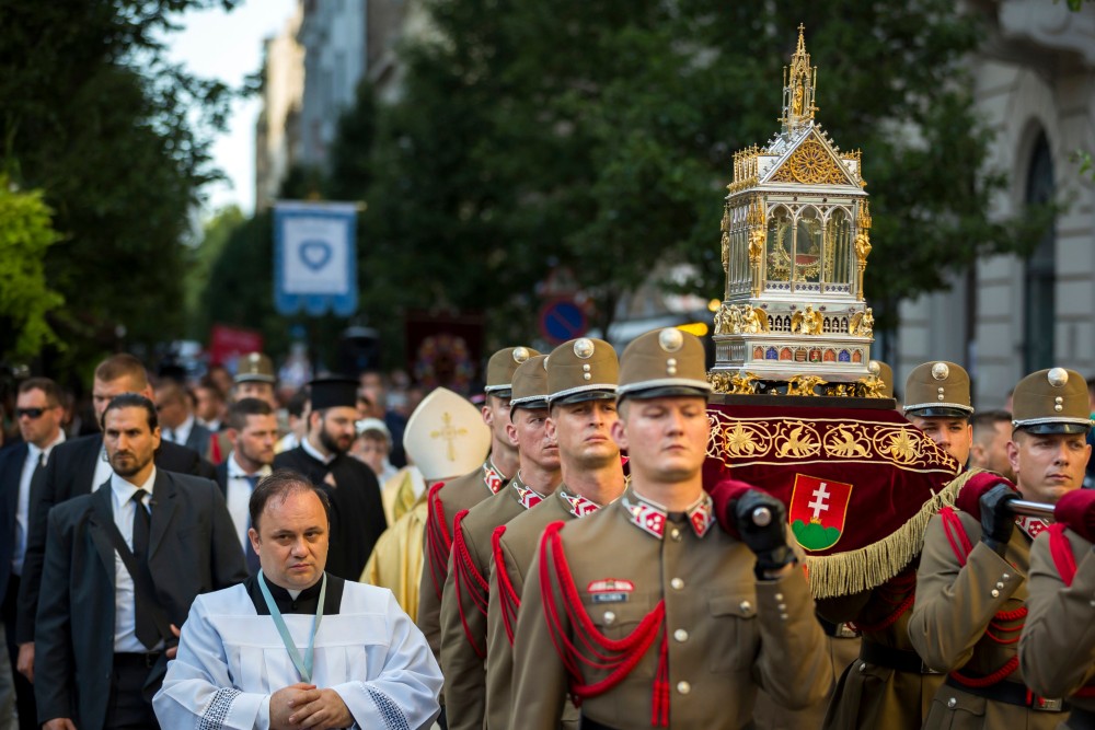 Háromnapos lesz a központi rendezvény