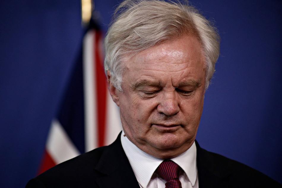 Lemondott a brit Brexit-ügyi miniszter